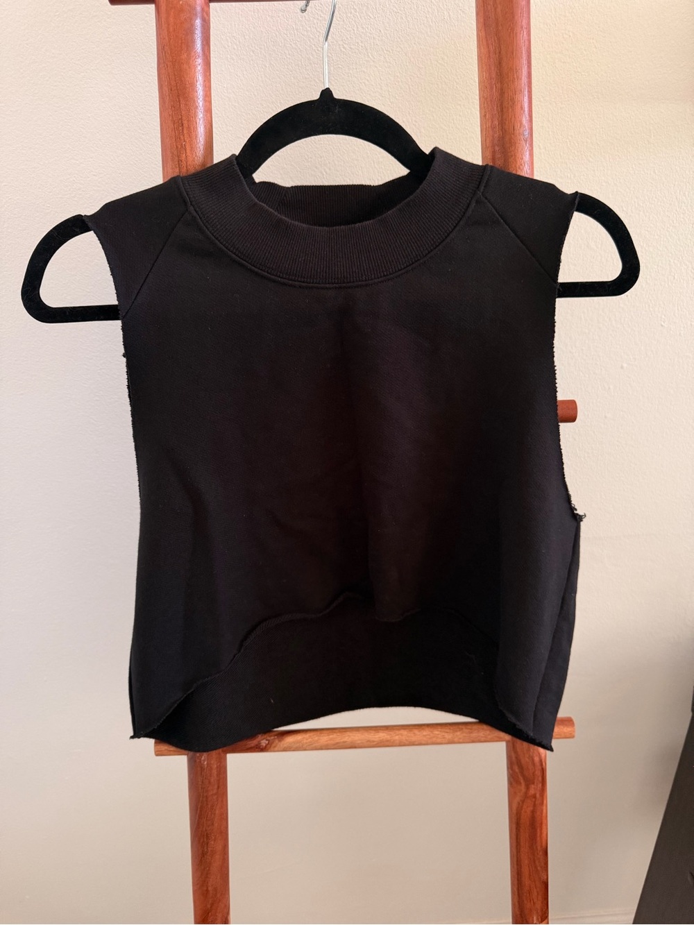 ALO yoga black raw edge muscle tank